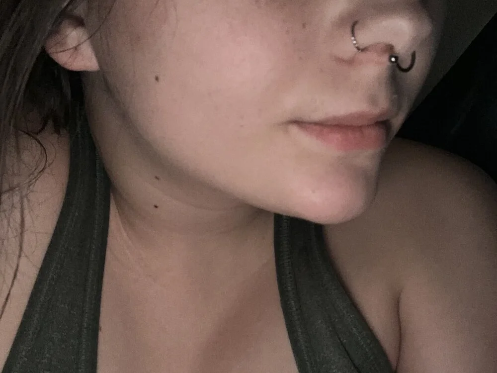 krisdom23 Chat XXX offline