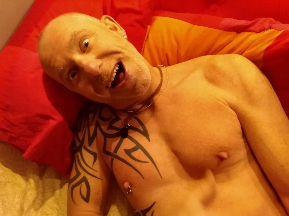 Playful69xx offline chatrum