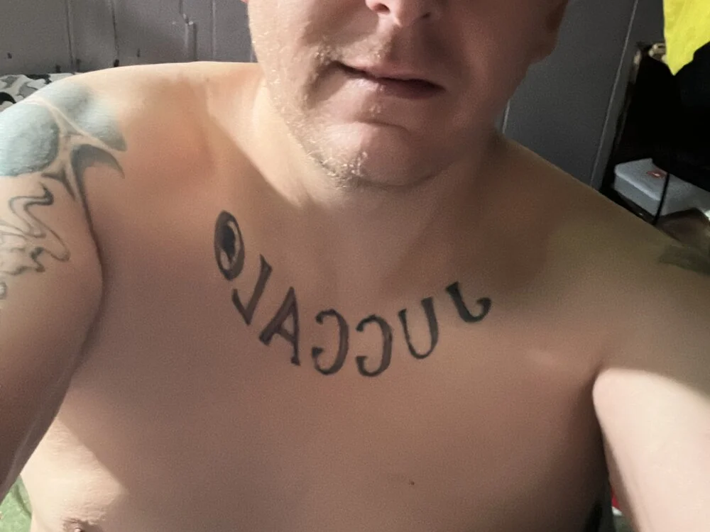 Offline XXX chat lickyluke17