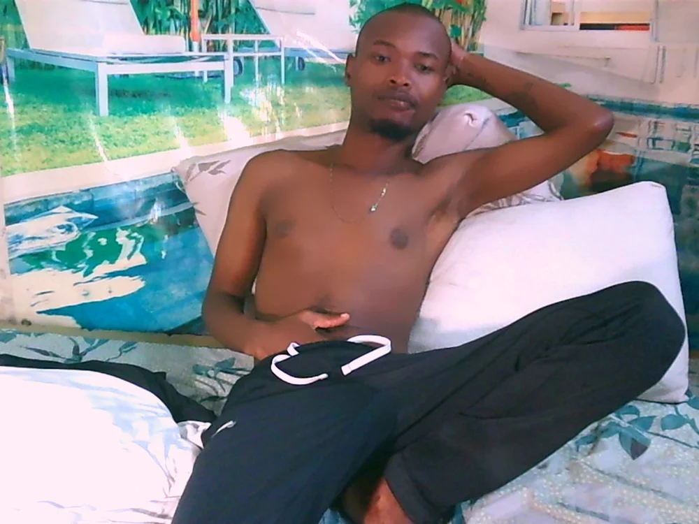 EbonyBigD69 offline chatrum