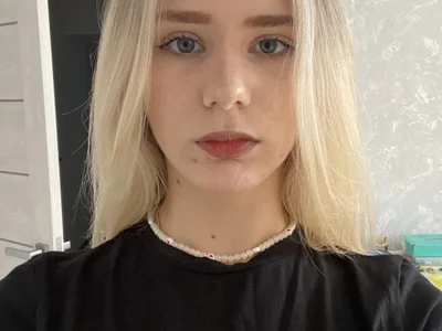 LaureenGolob - Girl 