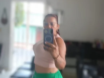 KarinaAlonso Female Deepthroatmilfs Cam Sex