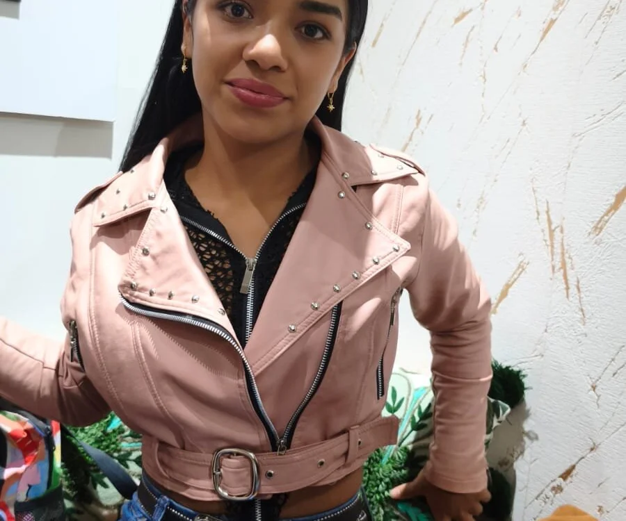Karla_Thomson_ offline chatrum