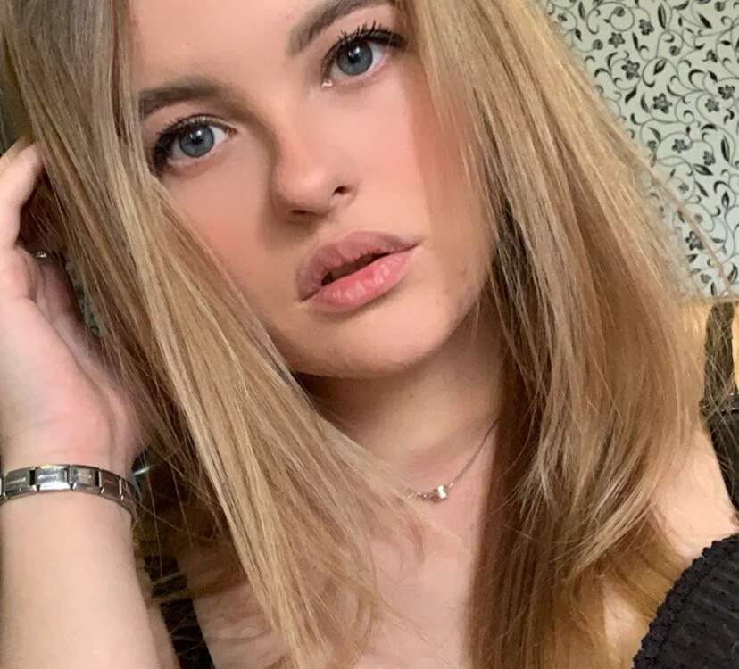 Offline chatovací místnost Shellie_Netta