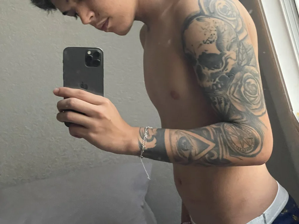 caiogomes13 offline chatrum