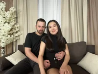 Модель NikkiNSerdron