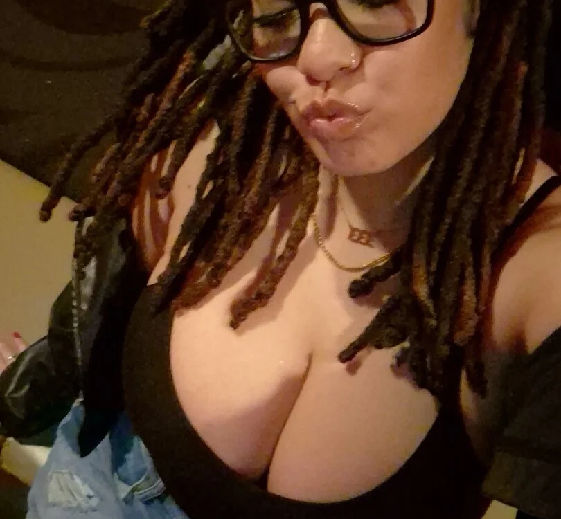 buttadani333 offline XXX-chat