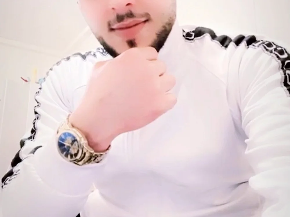 Atta's Offline Chat Room