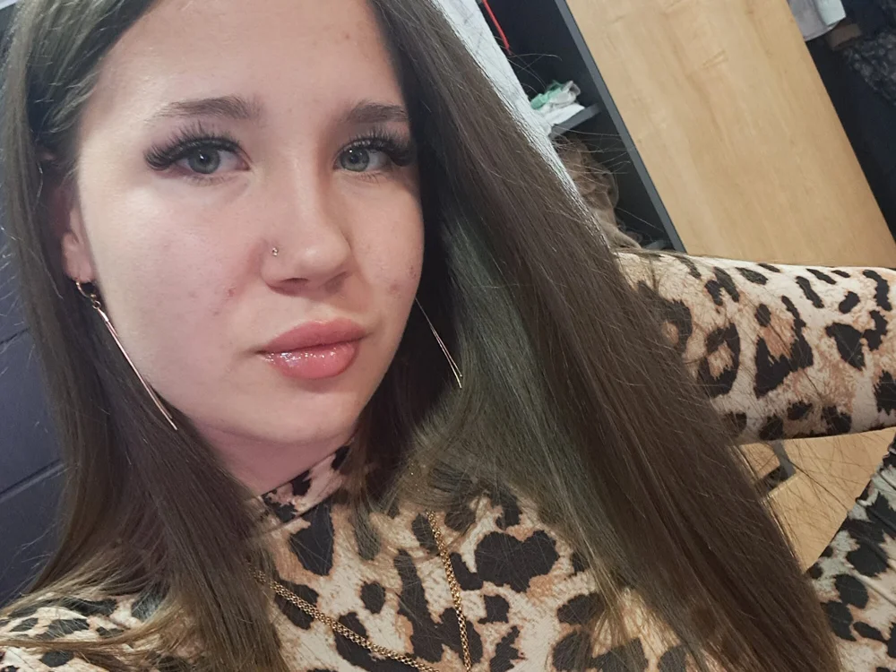 Offline chatovací místnost PollyandFill