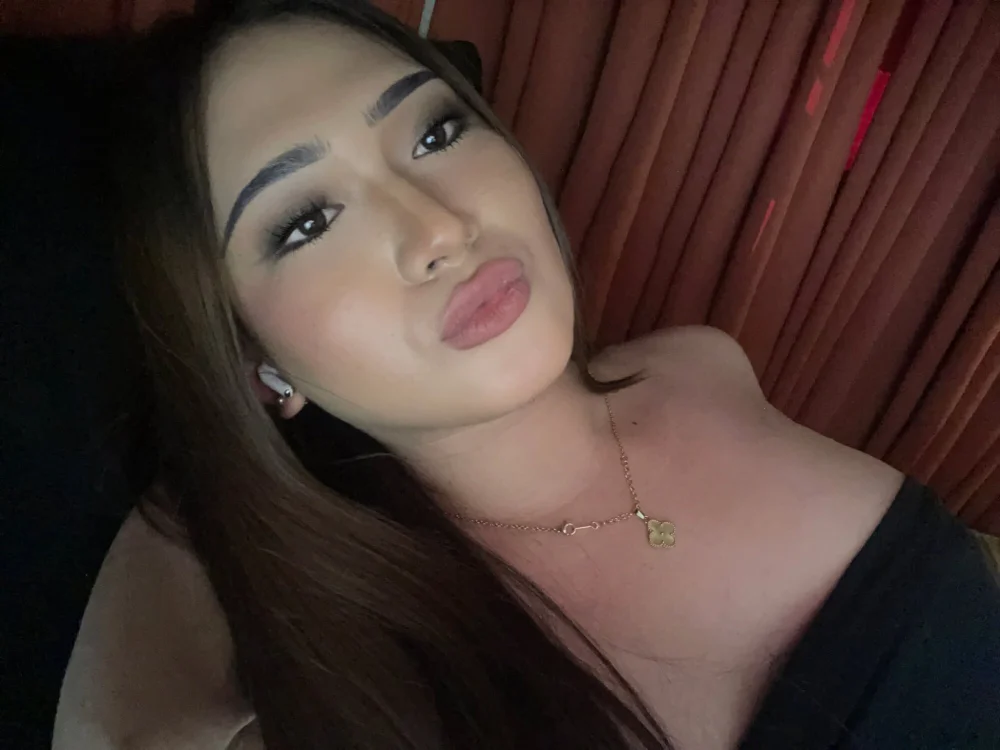 PereyLierge Chat XXX offline