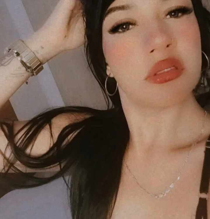 brendaxlovee: συνομιλία ΧΧΧ εκτός σύνδεσης