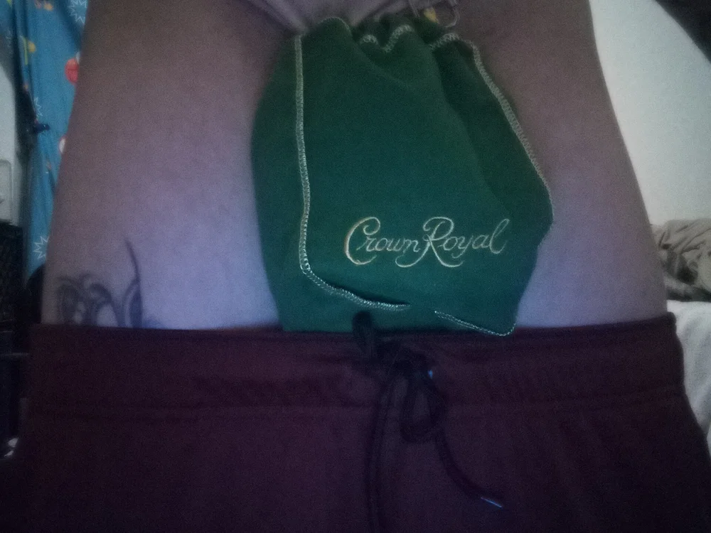 tainted95 Offline XXX Chat