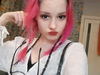 LolaSweetAngel