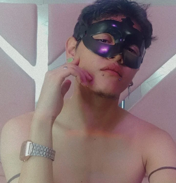 ห้องแชทออฟไลน์ของ Conde_black