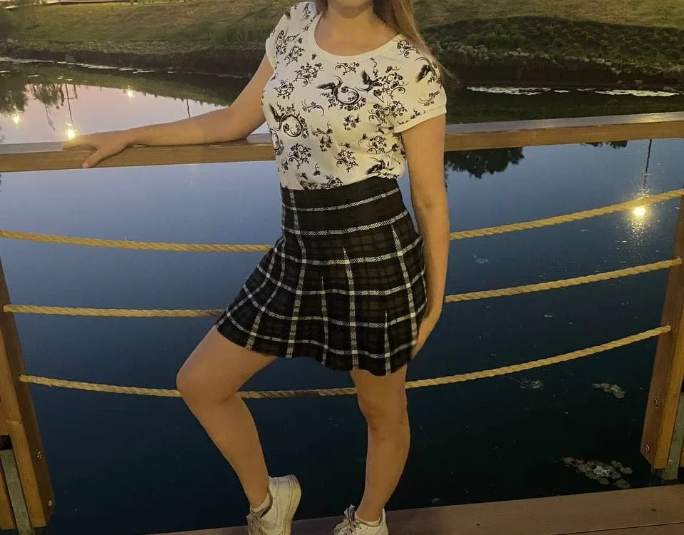 Emily_Winter's Offline XXX Chat