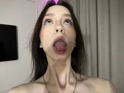 Emilllycutemurr - anal white
