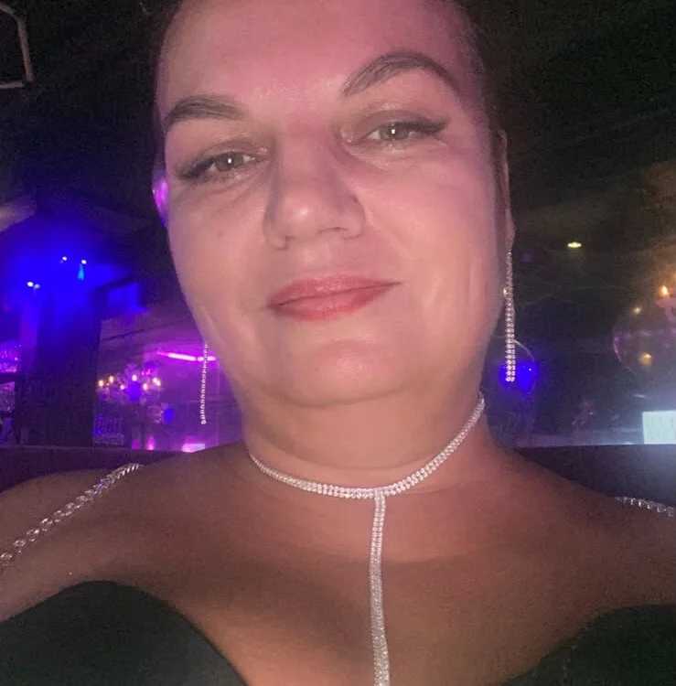 mirilada555 Adlı Modelin Çevrimdışı XXX Sohbeti