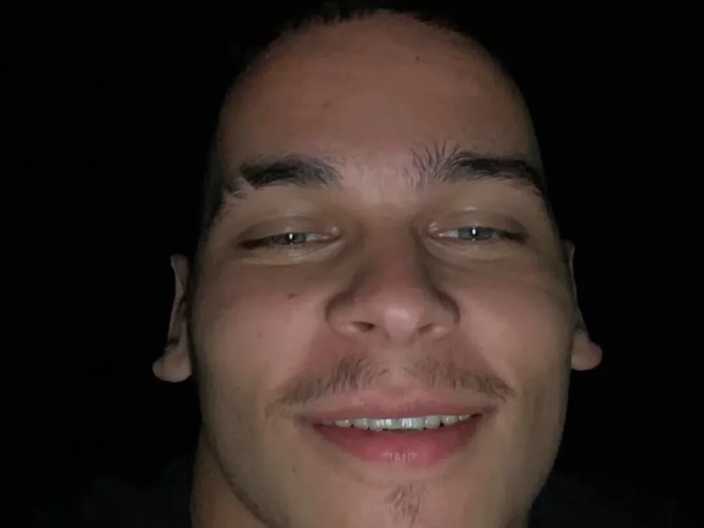 Cosminutz123 offline chatrum