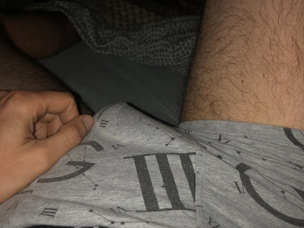 Anonimo_curiosone 離線 XXX 聊天