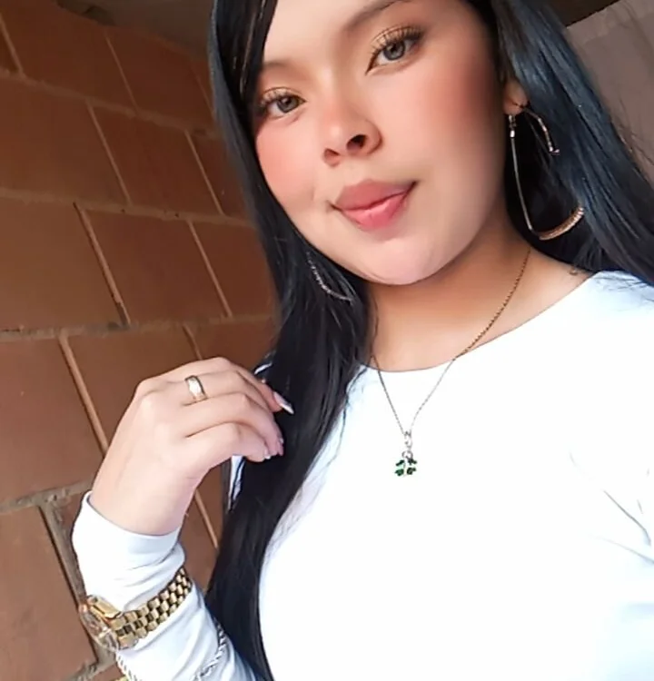 Madie_18 offline XXX-chat