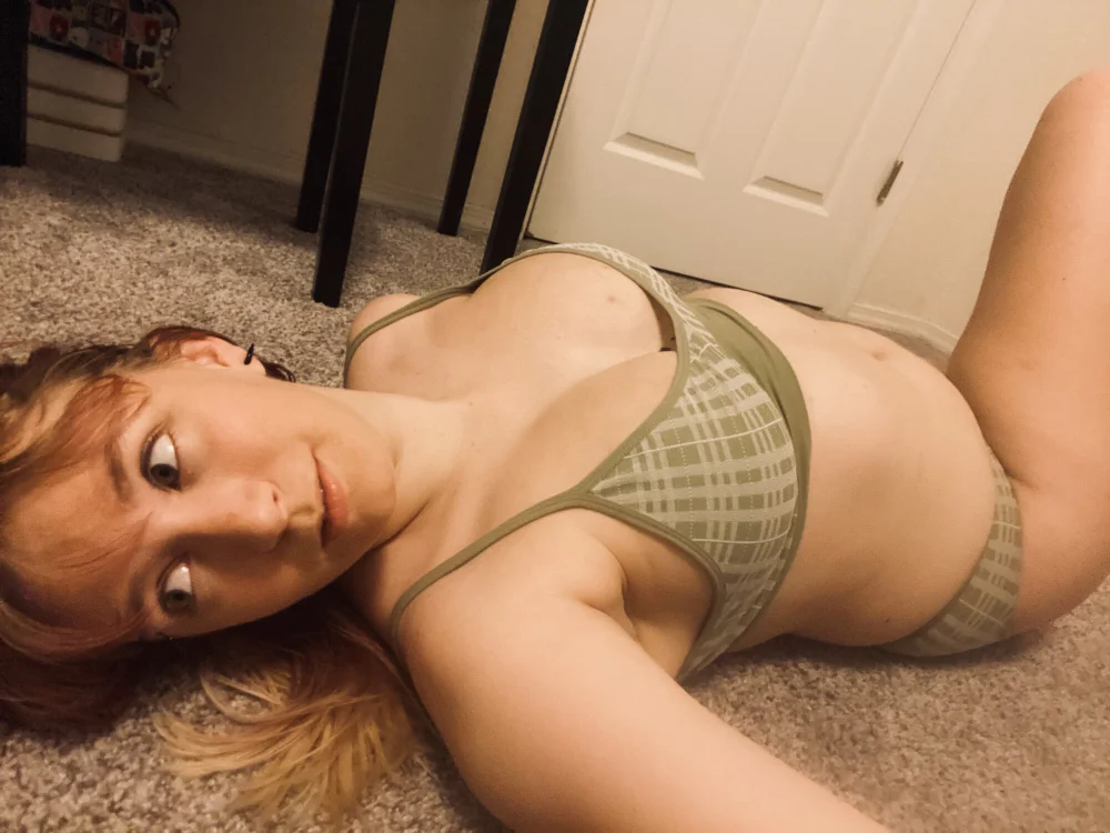 LittleGothBunnii's Offline XXX Chat