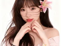 1X-two's webcam live show