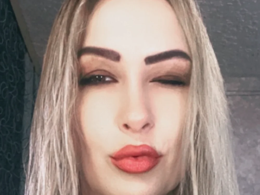 Chat +18 off-line de NicoleXRouses