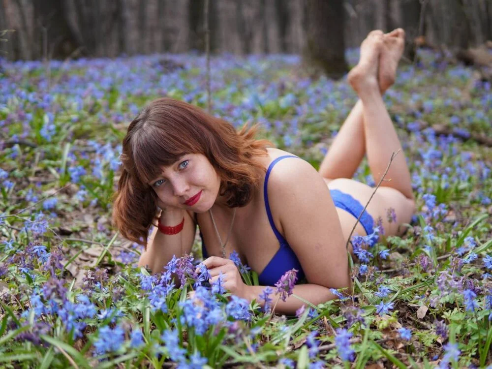 ellisunny: офлайн-секс-чат