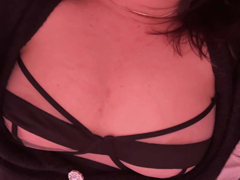 BabyCouple888's Offline XXX Chat