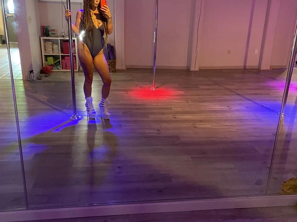 IsabellasSecrets offline chatrum