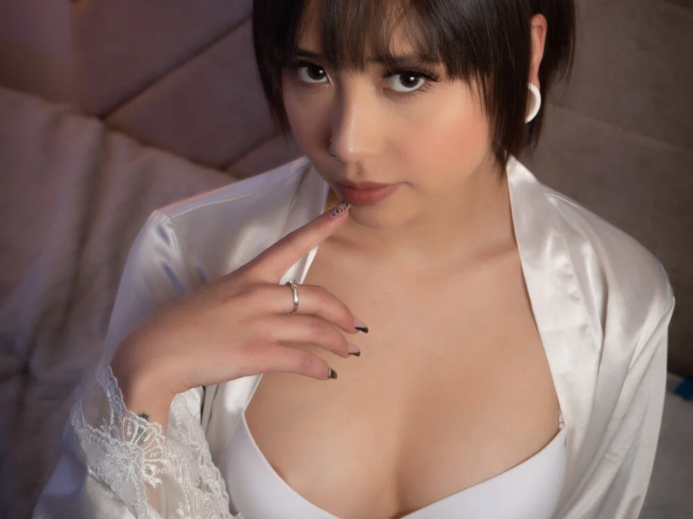 Hanna_Lee__ Offline XXX-chat