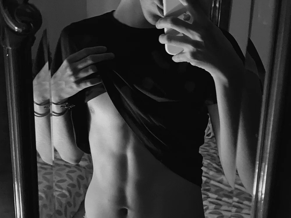 twinguy's Offline Chat Room