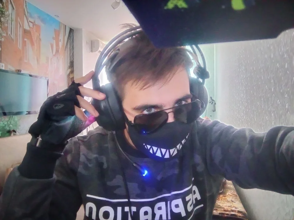 Boost_Nitroo's Offline Chat Room