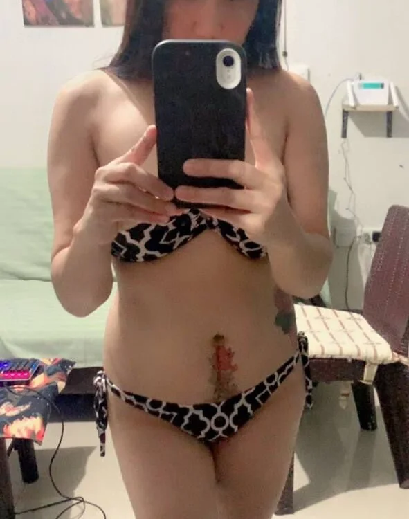 nhayasquirt's Offline XXX Chat