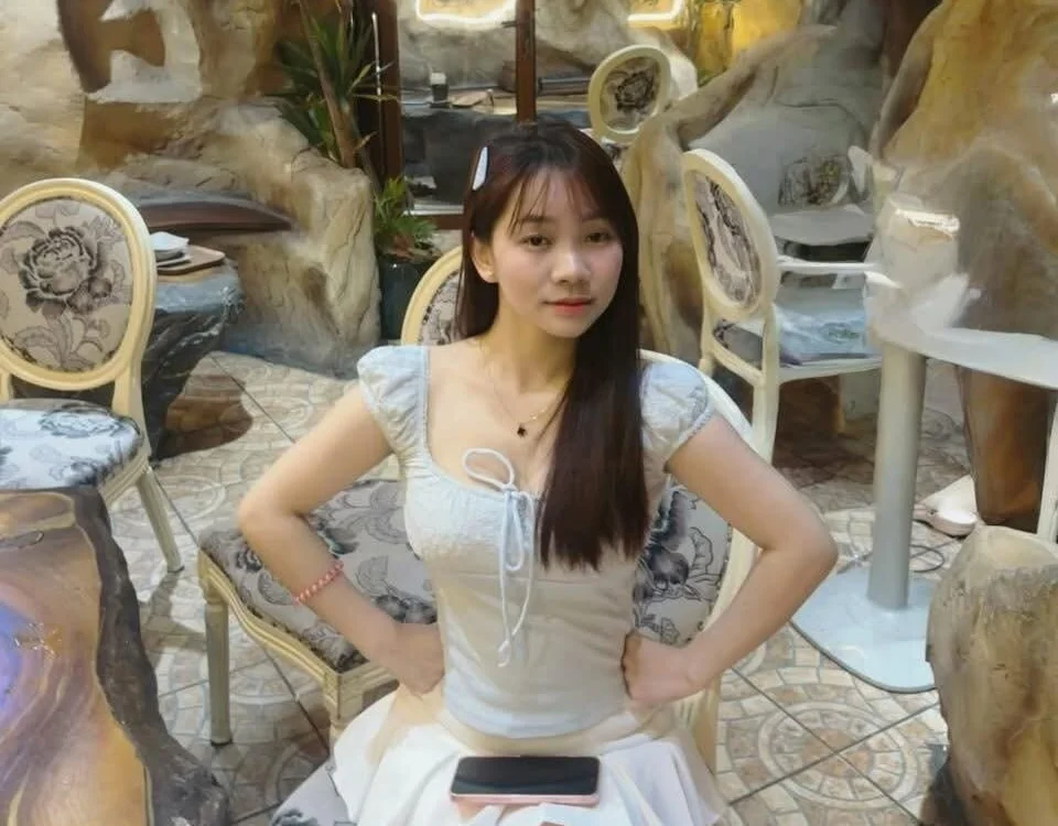_Anna_babe Chat XXX Ngoại tuyến