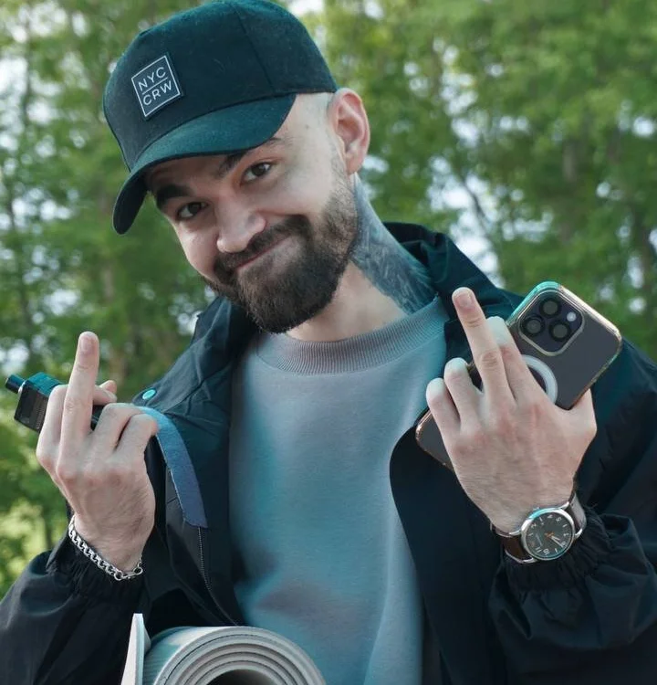 _Mostly_: συνομιλία ΧΧΧ εκτός σύνδεσης