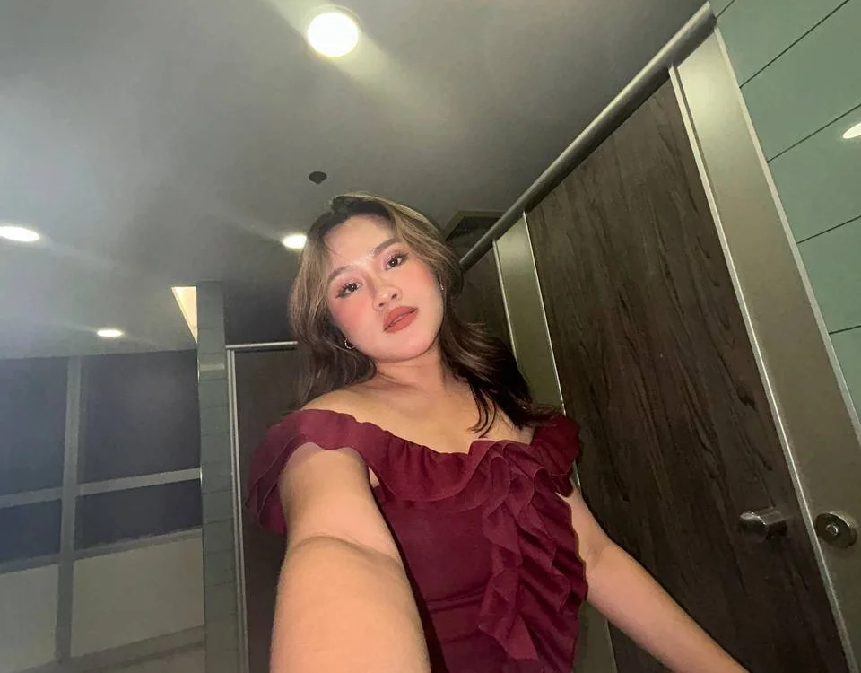 XXX chat uživo modela DiannaWoolum