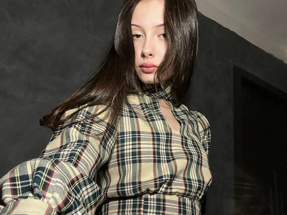 ShanaeDuppstadt Offline XXX-Chat