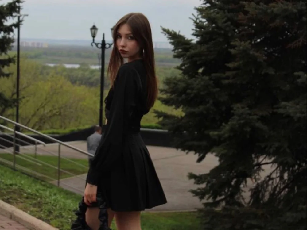 MonaCooling's Offline XXX Chat