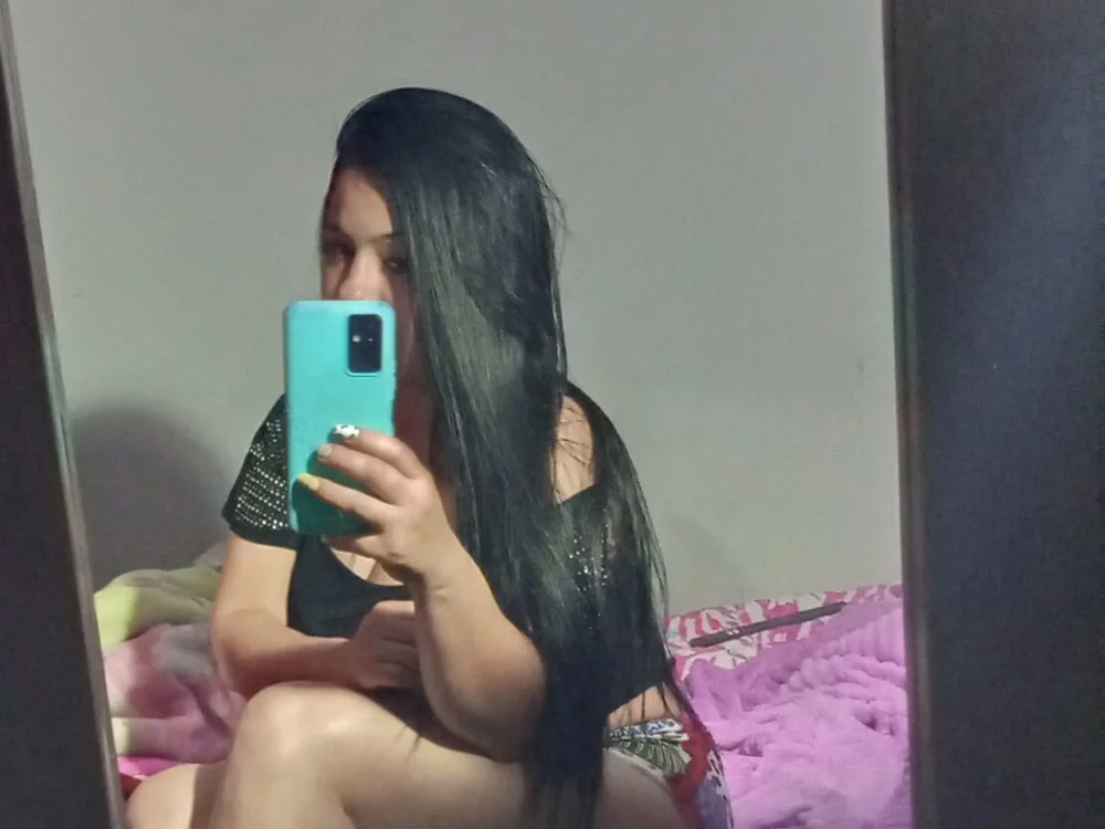 Eva_adams4's Offline XXX Chat