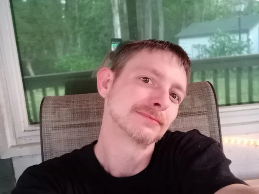 Ghost843 Adlı Modelin Çevrimdışı XXX Sohbeti