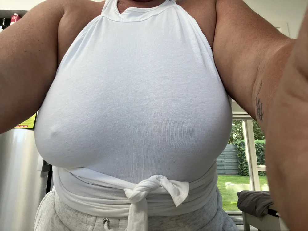 mollybigtits offline chatrum