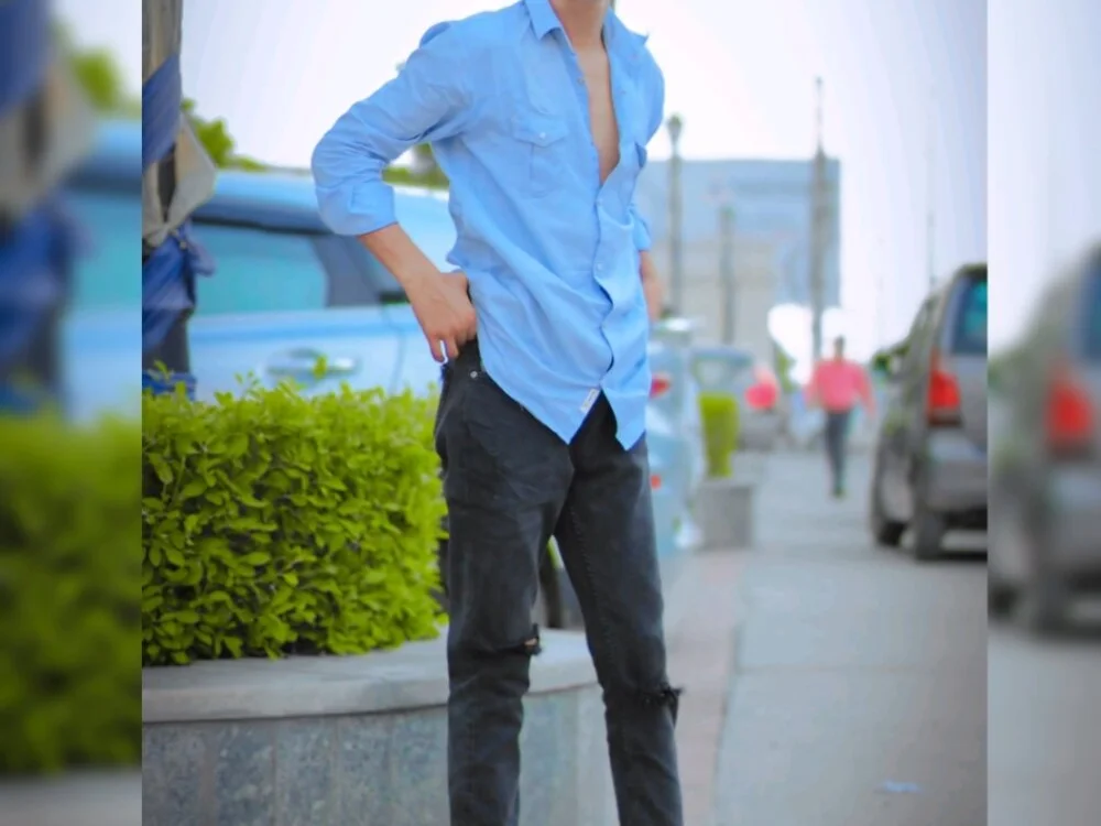 khan581n Offline XXX chat