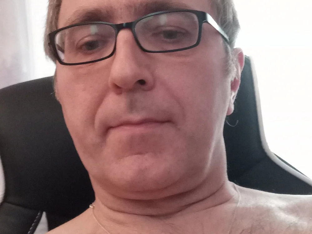 Chat XXX offline de sexy_hotman_69