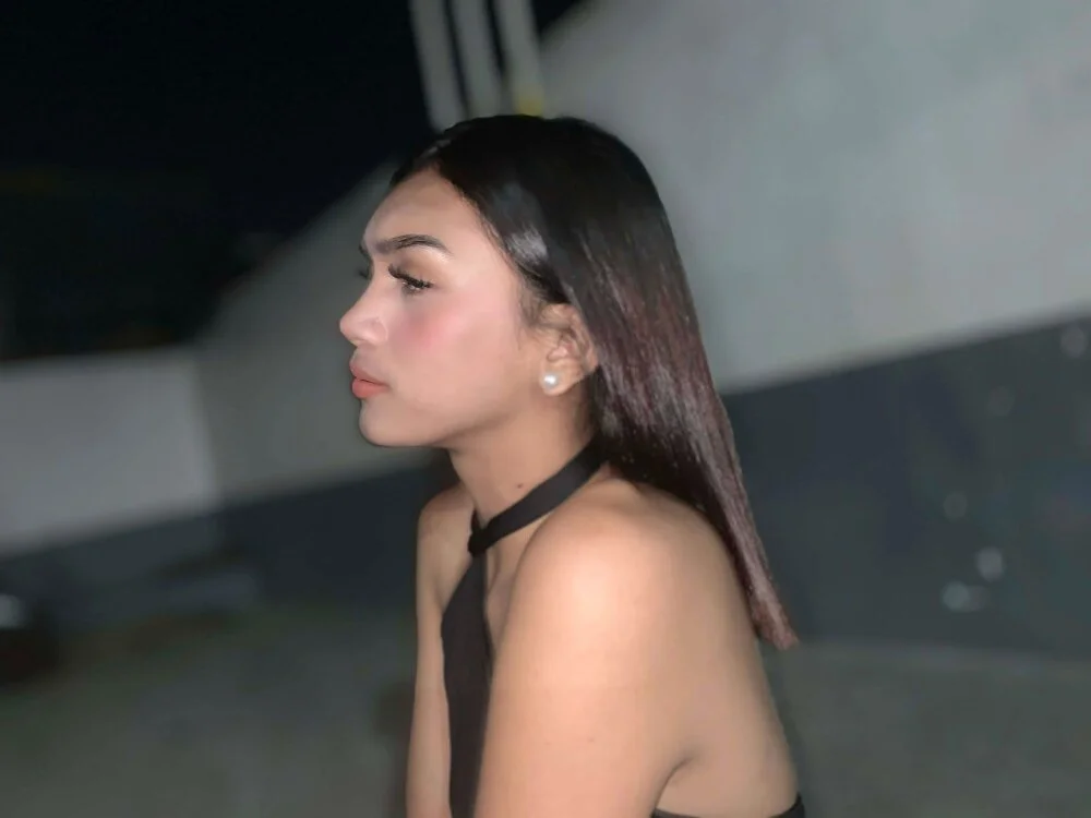 Suzzetecumsex Obrolan XXX Offline