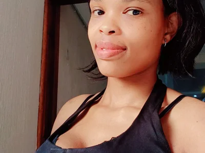 RainbowLollies Female Newpetite Online Webcam Sex