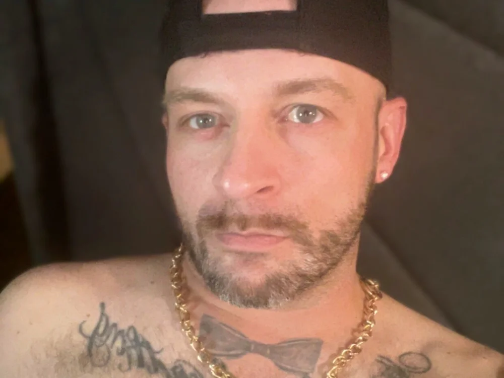 Offline chatovací místnost dopehead_donte