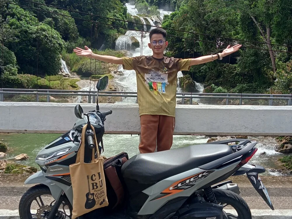 Skinny_BoyMilker69 離線 XXX 聊天