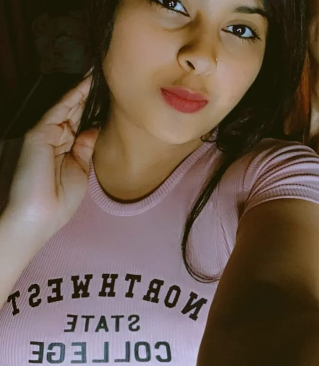 GiovannaCooper offline XXX-chat