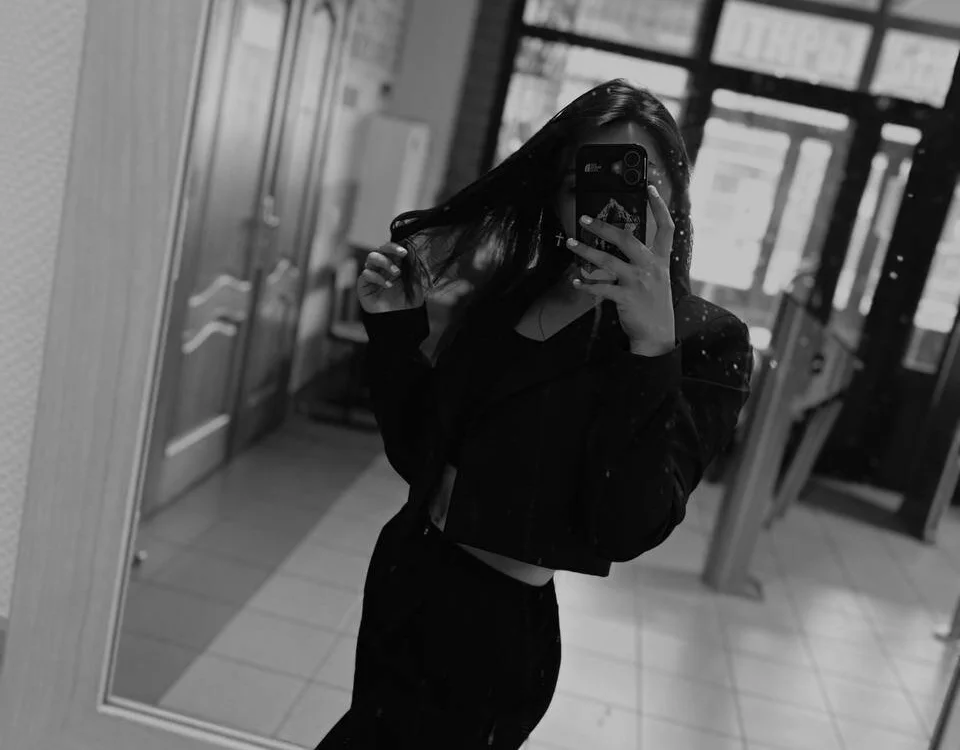 دردشة CharlesGruhn الجنسية دون اتصال